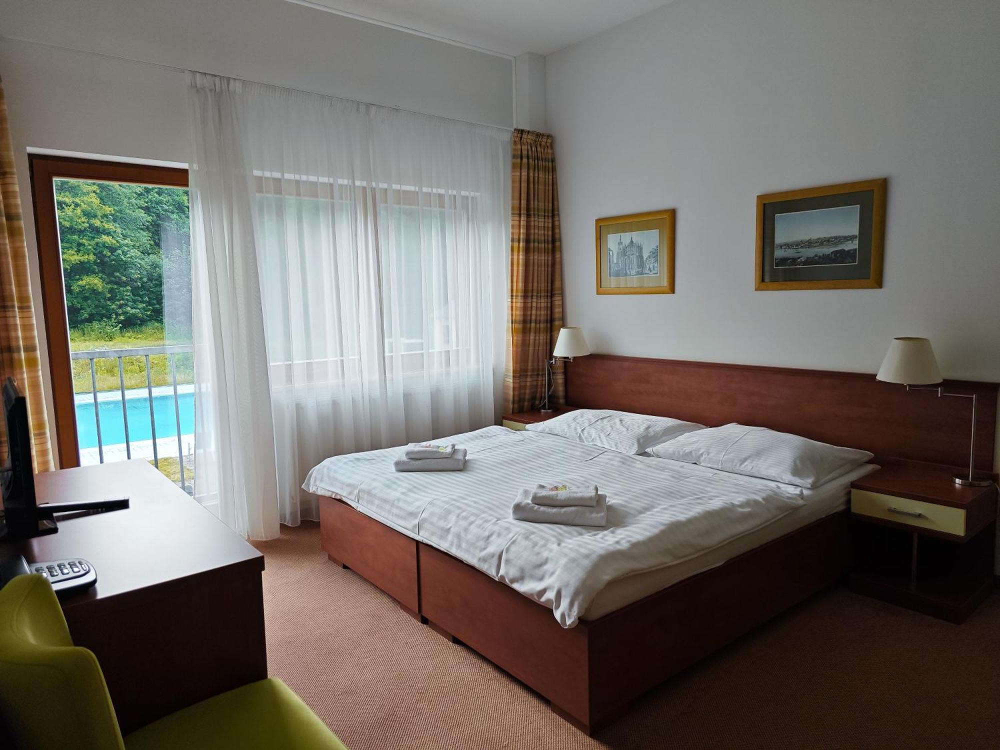 Geyserpark Village Karlovy Vary Eksteriør bilde